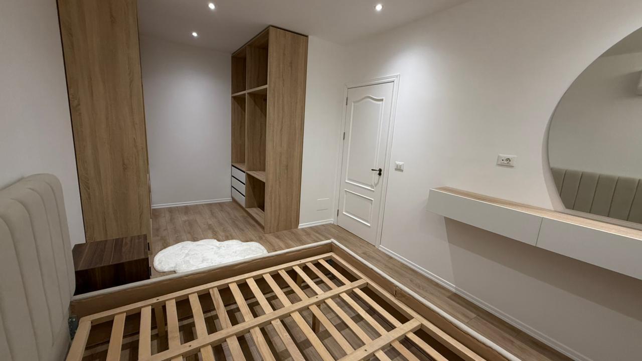 Shitet-Apartament-1+1----Rruga-Fortuzi--Tirane