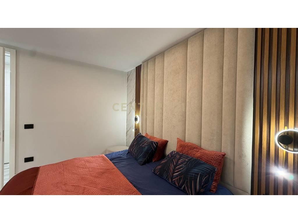 SUPER-APARTAMENT-2+1-ME-QIRA-NE-BLLOK