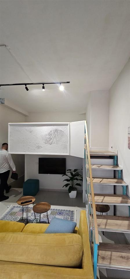 SHITET-4-STUDIO---DUPLEX---PRANE-DETIT--PER-AIRBNB