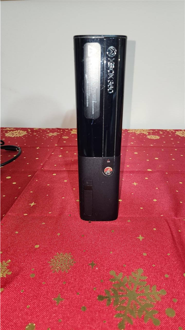 Xbox-360-E-slim