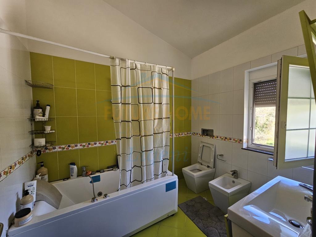 0692268458-Shitet--Vilë+Truall--Ibë--Tiranë-