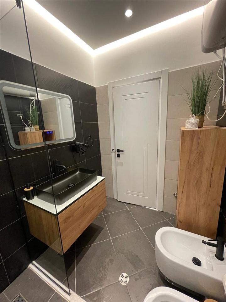 JEPET-APARTAMENT-ME-QERA-1+1-KOMUNA-E-PARISIT-800-EURO
