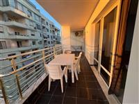 0697048064	Shitet, Apartament 1+1 +Post parkimi, Plazh Rrota