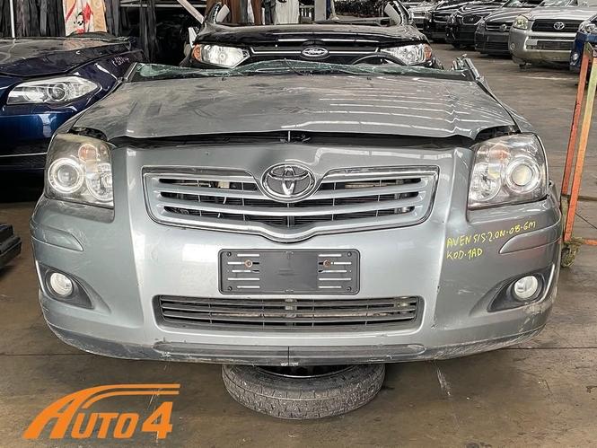 AUTO 4 PJESE KEMBIMI TOYOTA AVENSIS