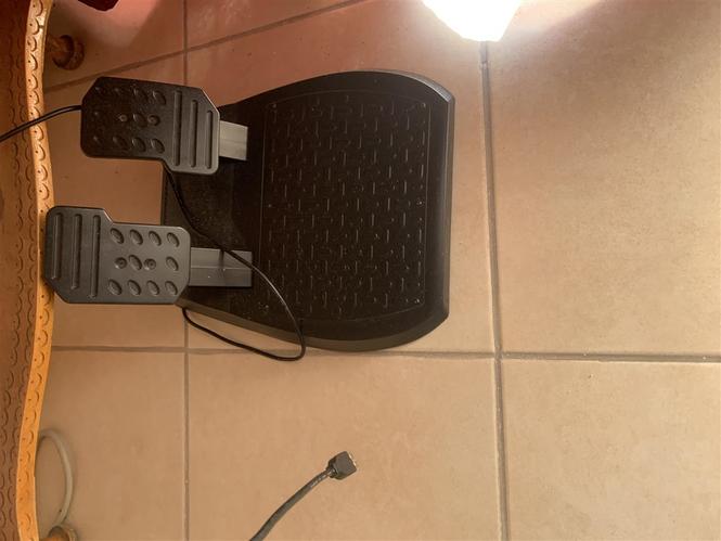 Thrustmaster