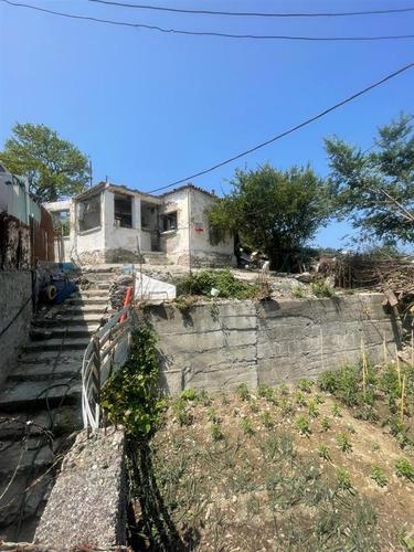 SHITET TRUALL + NJOLLË NDËRTIMI – Lagja 10, Durrës