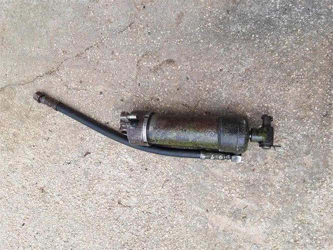 Piston hidraulik 
