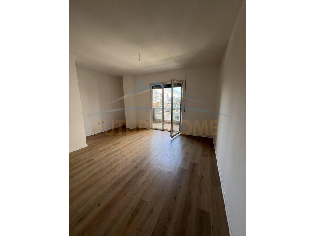 Shitet-Apartament-2+1--Aos-Konstruksion--Unaza-e-Re