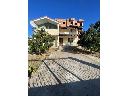 0697048065 	Qera,Vilë 2-Katëshe, Arapaj,Durrës