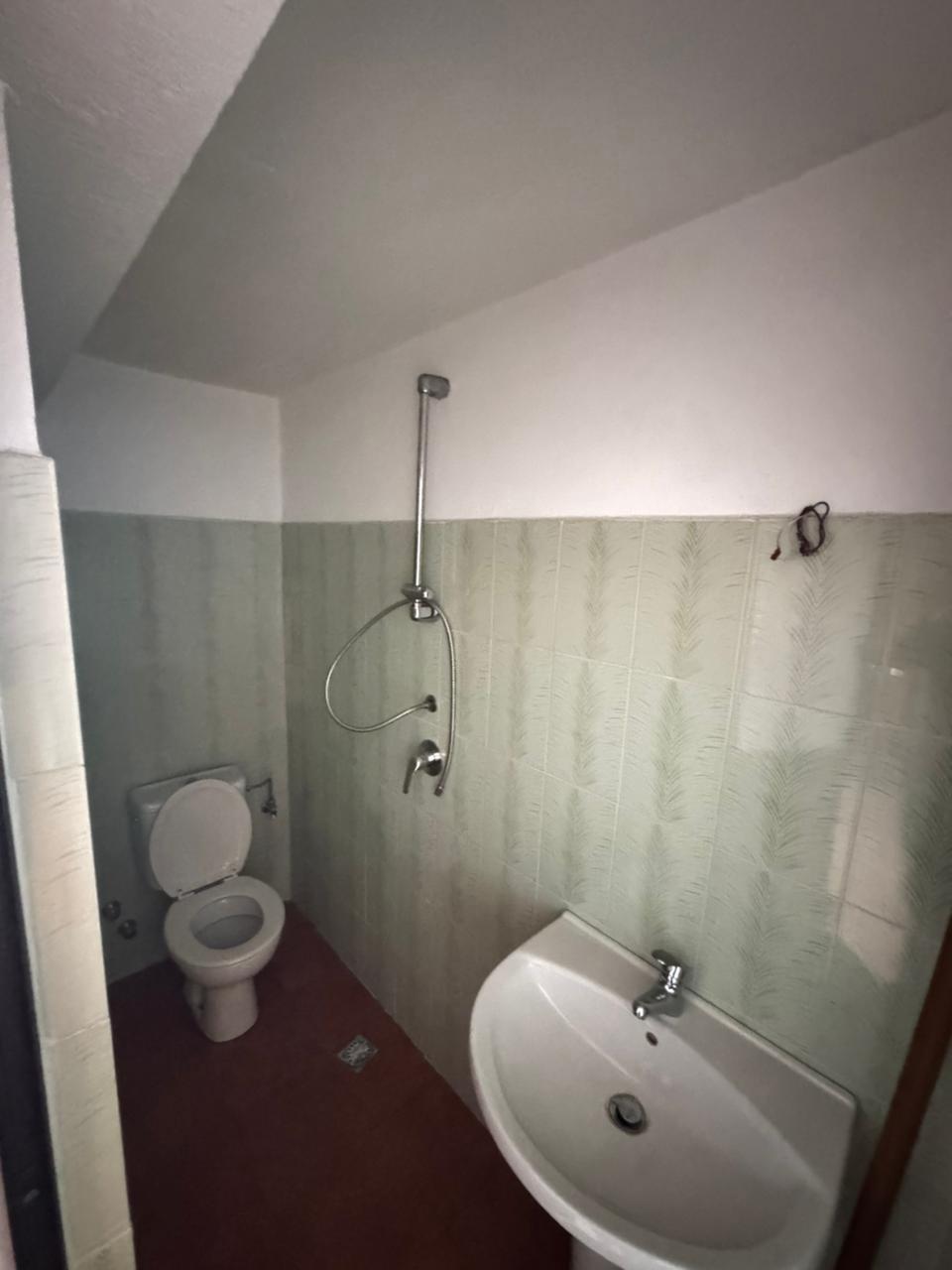 APARTAMENT-ME-QERA-NE-SHKOZET--DURRES-350-EURO