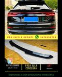 ��Spoiler i zi me shkëlqim i përshtatshëm për Audi Q8 SQ8 SU