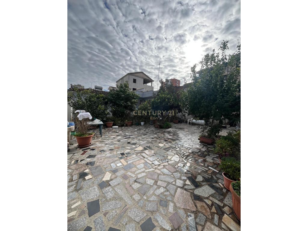 Vilë-5+4-Me-Qira-në-Durrës----+355693150128