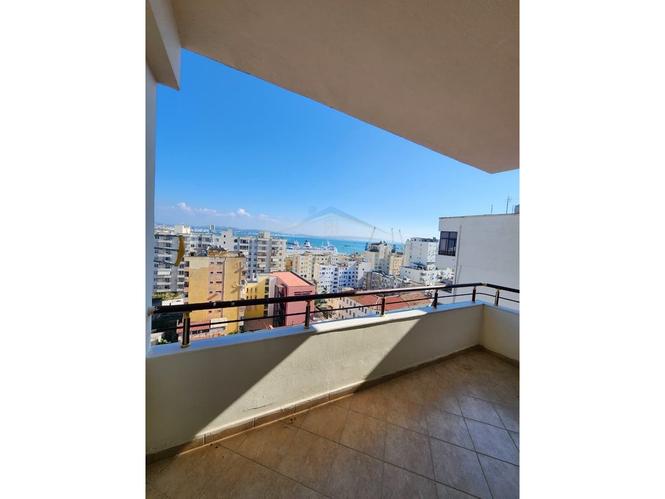 0697048065 Qera,Apartamenti 3+1+2 Ballkone, Poliklinika ,Du