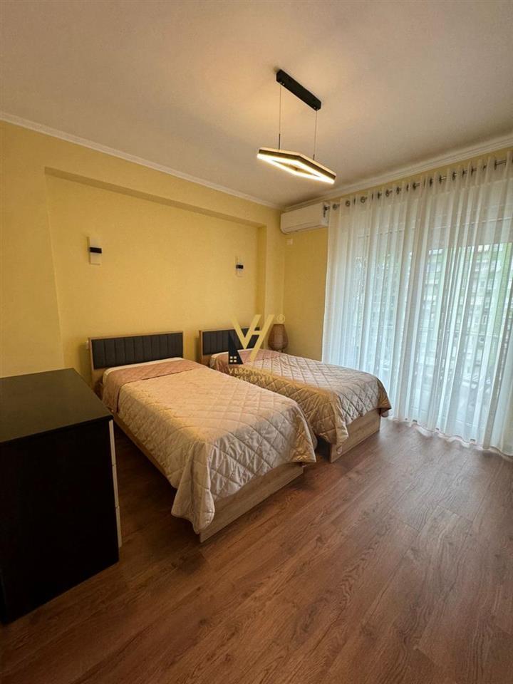 JEPET-APARTAMENT-2+1+2+BLK-ME-QERA-TEK-BLLOKU-1-300-EURO