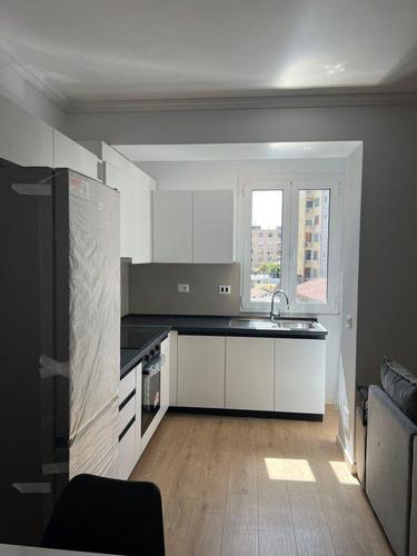 APARTAMENT ME QERA 2+1 BULEVARDI ZOGU I PARE 850 EURO