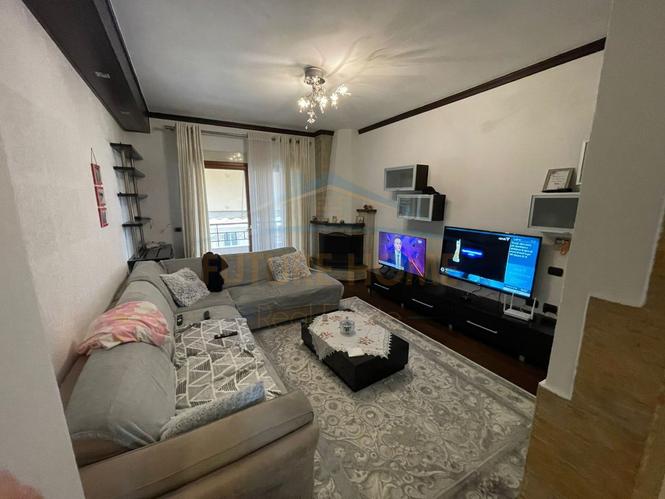 0694738665 Shitet, Apartament 2+1+2, Kodra e Diellit