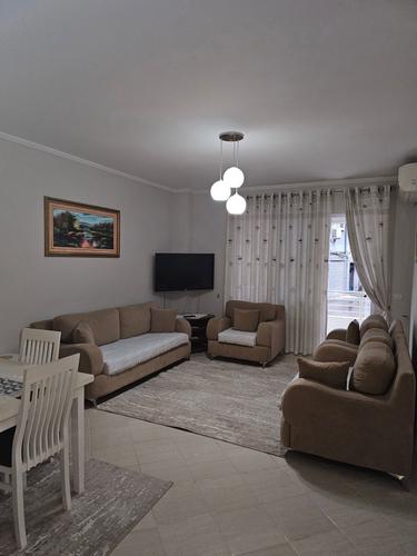 APARTAMENT ME QERA 2+1 KODRA E DIELLIT 600 EURO