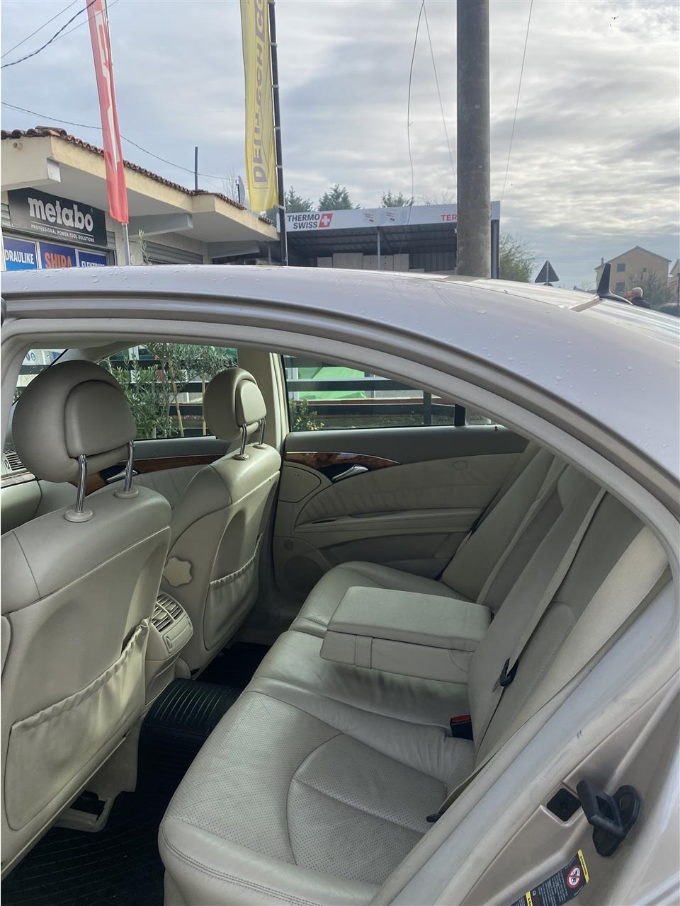 E-Class-W211-E270-2004
