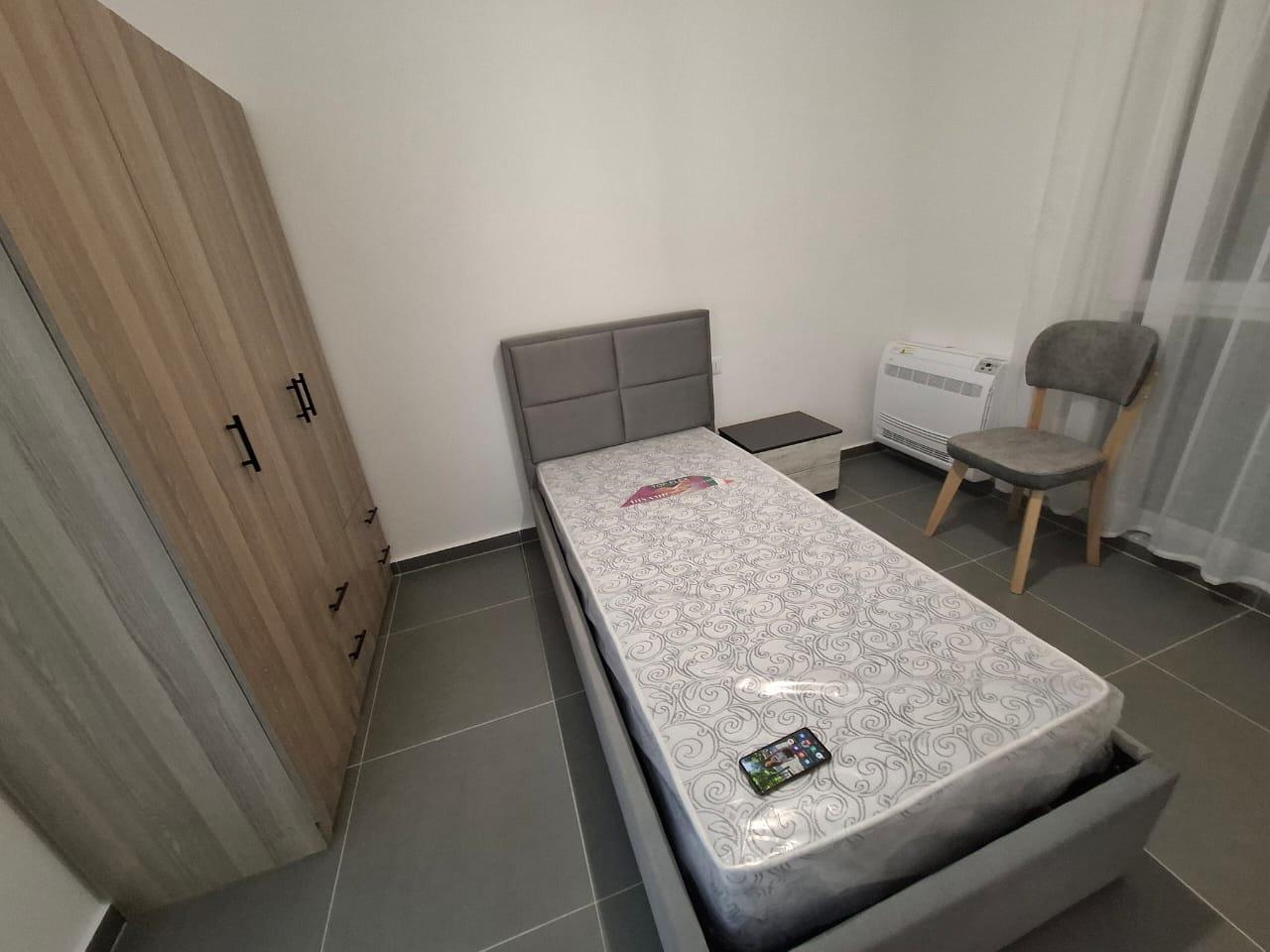 Jepet-me-qira---Apartament-2+1--Rruga-5-Maji---Tirane
