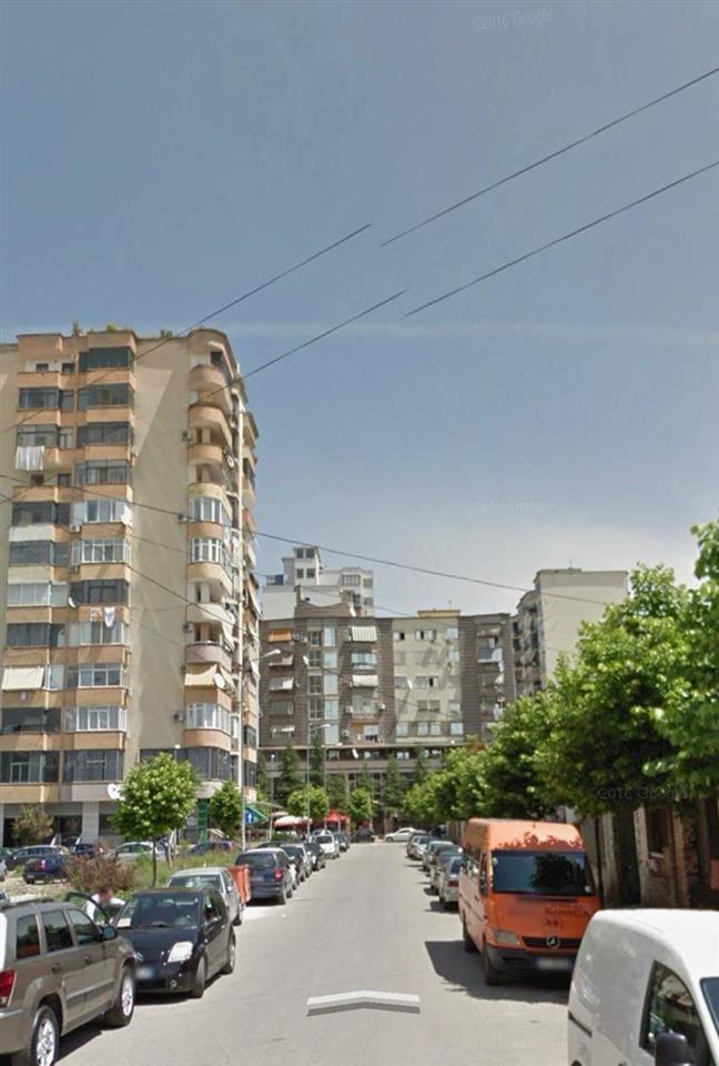 Apartament-1+1-në-shitje--Ish-Parku-Autobuzave