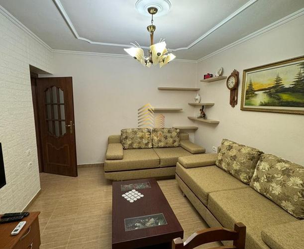 Qira,Apartament 1+1,Xhamllik,40.000 Leke/Muaj