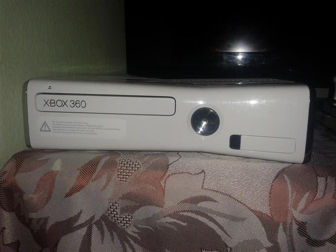Xbox 360 slim