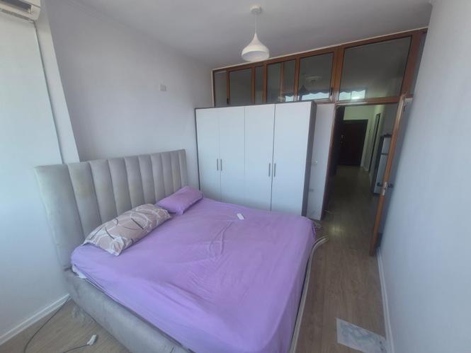 Shitet apartament 1+1