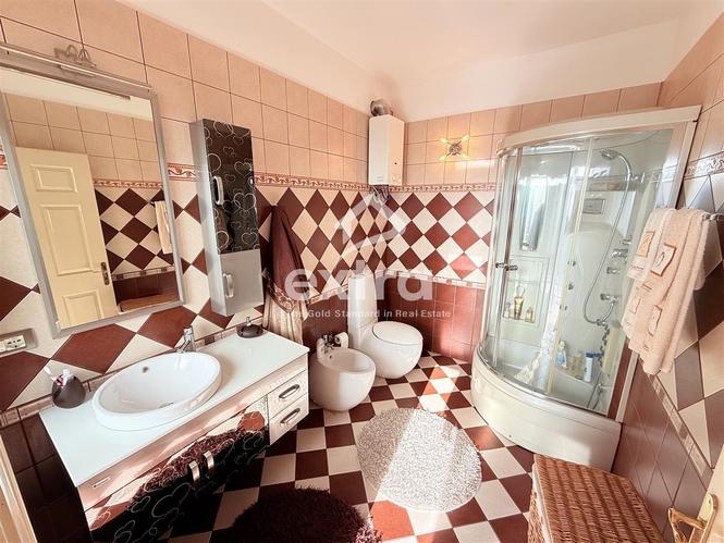 JEPET ME QIRA SHTËPI PRIVATE 2+1+2, SHKODËR