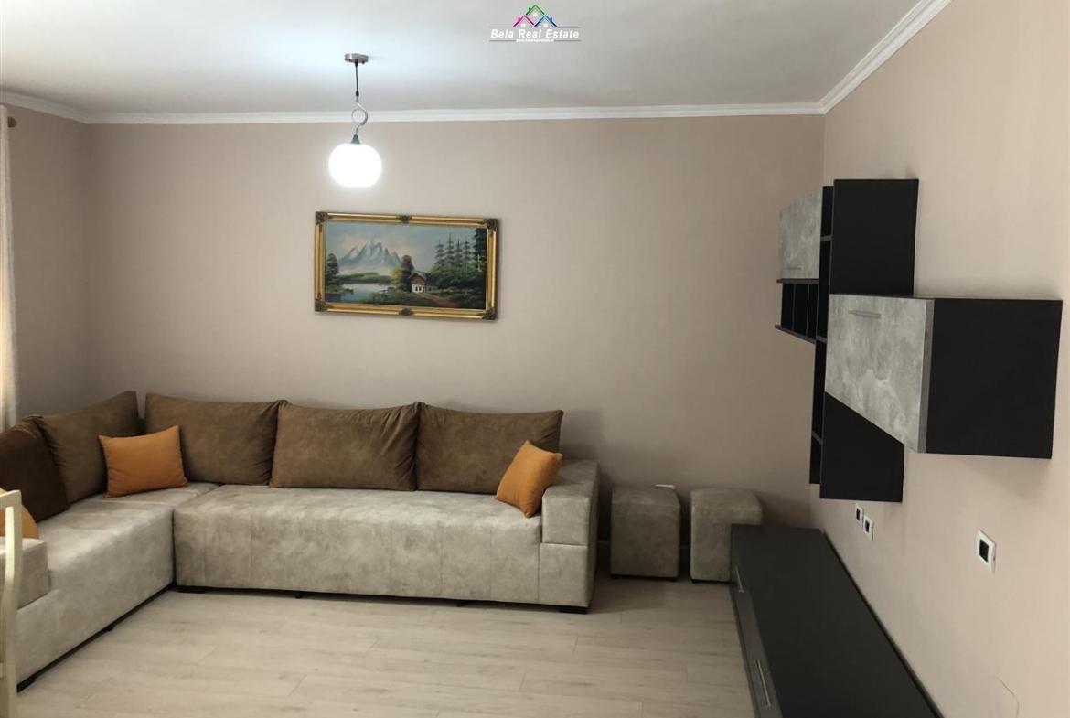 Apartament-ne-Shitje-2+1-Tek-Rruga-e-Barrikadave--ID-B121177