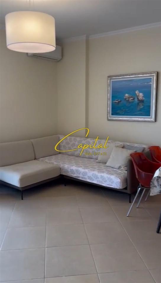 SHITET-APARTAMENT-2+1+2-VLORE-310-000-EURO