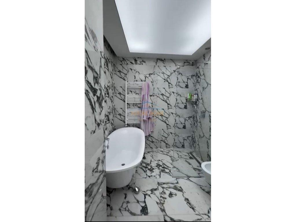 0683487469-Shitet--Penthouse-3+1+3+Poste--Kopshti-Zoologjik