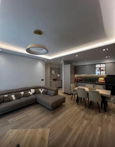 APARTAMENT PREMIUM 2+1+2 ME QIRA – ZONA TEG &#55356&#57313