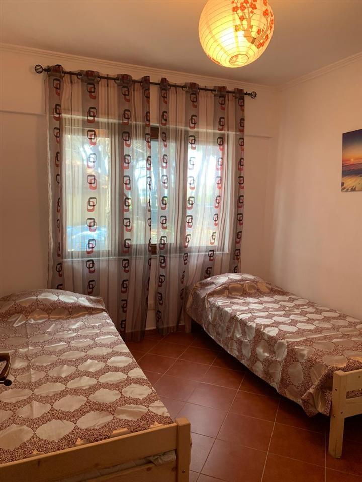 JEPET-ME-QERA-APARTAMENT-2+1-ZONA-GOLEM