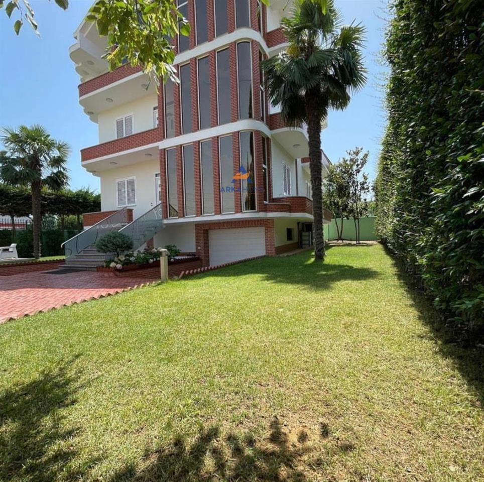 OKAZION----SHITET-VILA-NE-INSTITUT-400-000-EURO