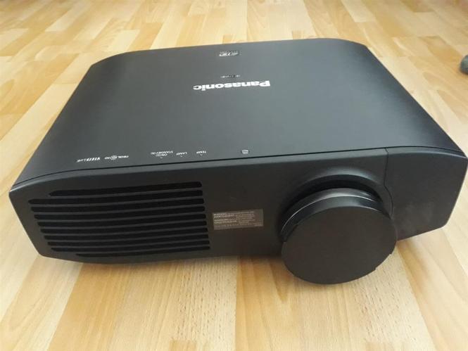 Video projektor panasonic
