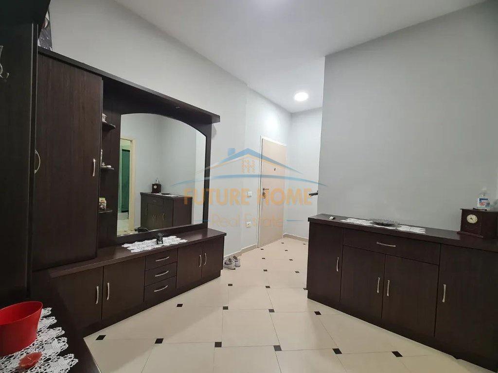 Qera-Apartament-2+1+2--Yzberisht