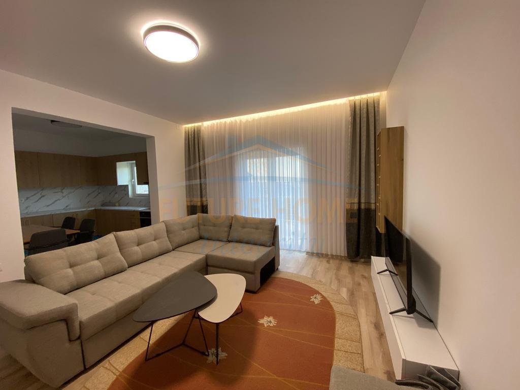 0695135860--Qera--Apartament-3+1+Parkim--Selite--Tiranë-