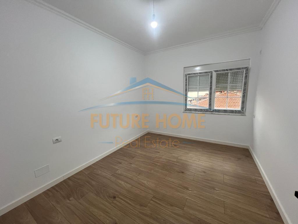 0694603851-Shitet--Apartament-2+1+2--Rruga-e-Bogdaneve