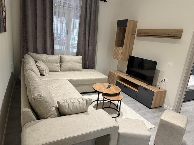 APARTAMENT ME QERA 2+1 BLLOK 850 EURO